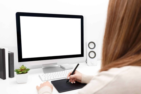 How to Craft an Effective Freelance Career in the UK Creative Industries?